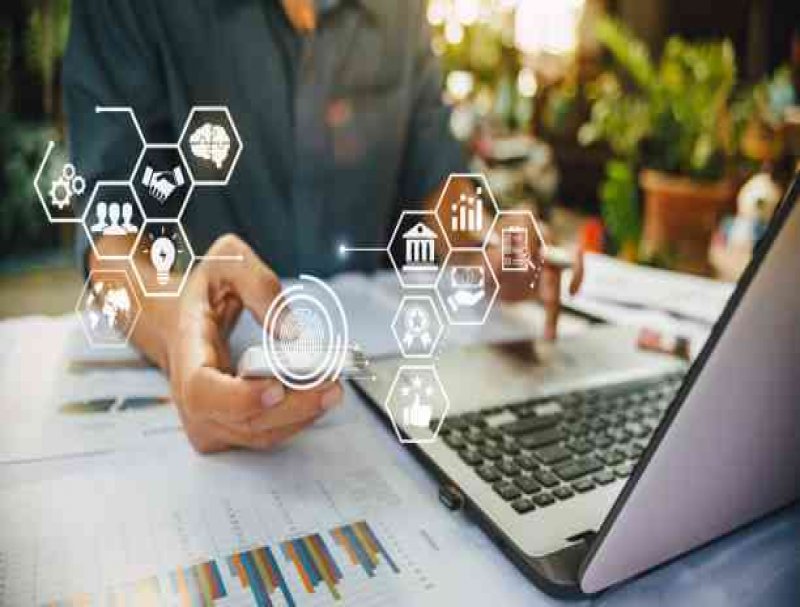 AI 客服机器人接入成本是否高？